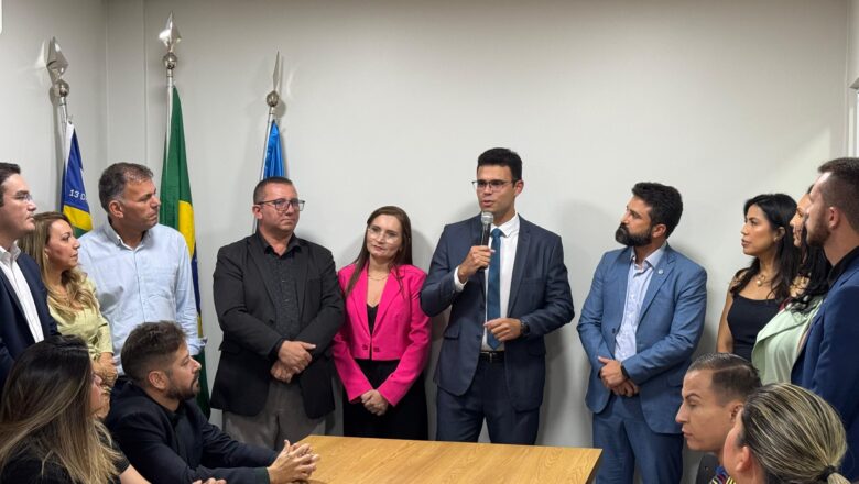 Coren-PI entrega reforma da Subseção de Picos e homenageia profissionais de Enfermagem