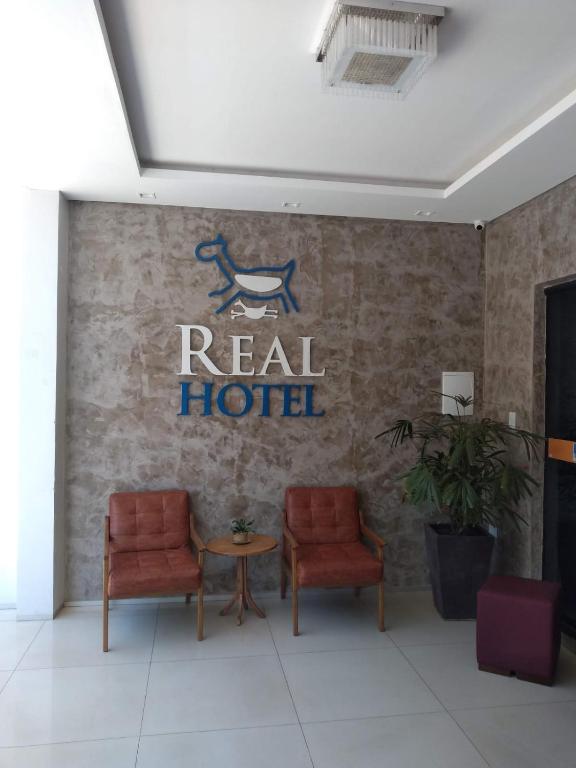 REAL HOTEL