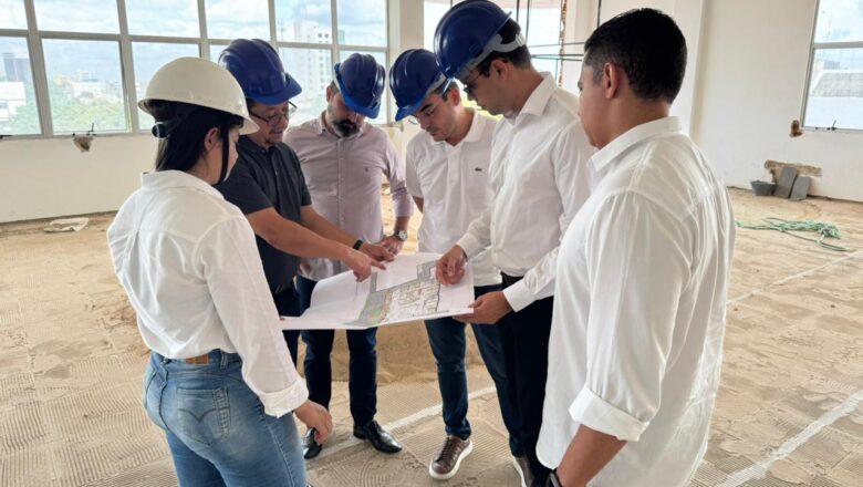 Presidente do Cofen visita Coren-PI e acompanha obras de reforma da sede em Teresina