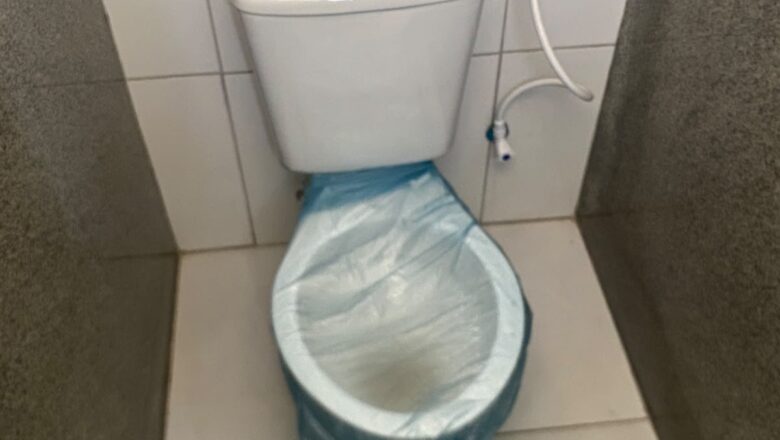 Coren-PI averigua possíveis restrições ao uso de sanitários por profissionais de Enfermagem na UPA do Satélite 