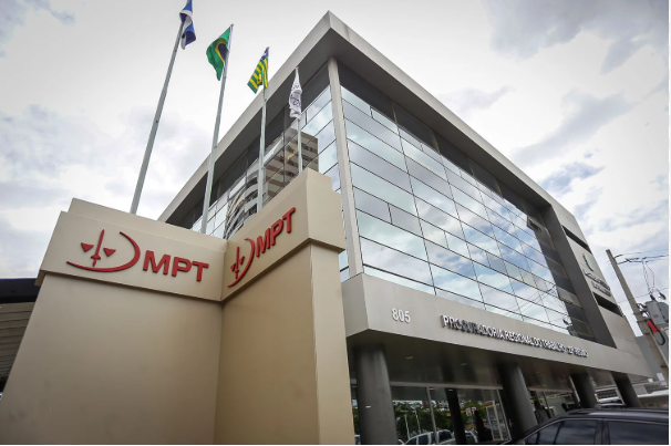 Coren-PI aciona Ministério Público do Trabalho para apurar suposto descumprimento do Piso da Enfermagem no Hospital Regional Justino Luz