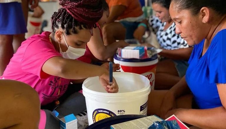 Estudante de Enfermagem idealiza projeto que amplia acesso de famílias carentes à água potável