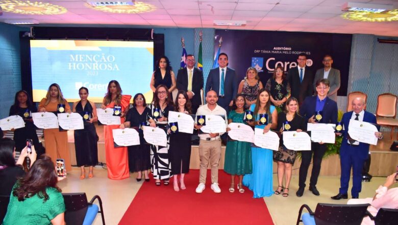 Prêmio Benevina Vilar 2023 reconhece profissionais e destaca força da Enfermagem