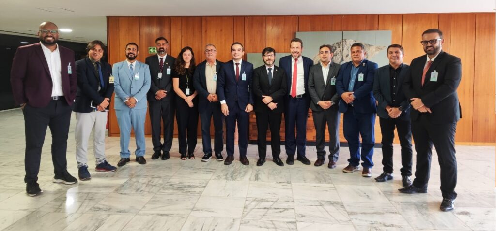 Cofen pede apoio da Presidência da República à PEC 19 e correção do Piso